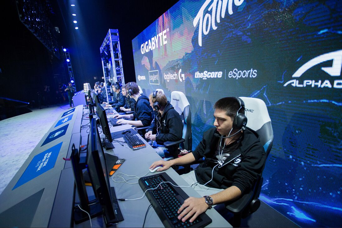 关于Dota2明星选手受伤退赛,引发热议的信息 关于Dota2明星选手受伤退赛,引发热议的信息