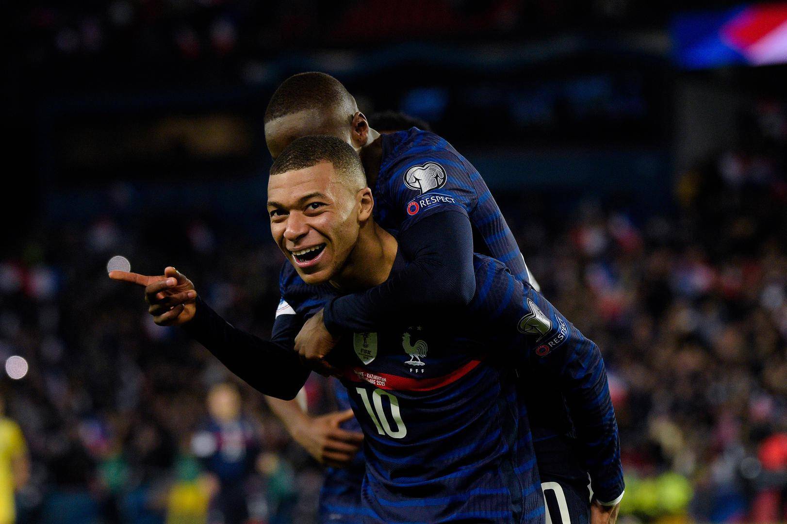 法国队翻盘韩国队，黄鸭组合统治全场