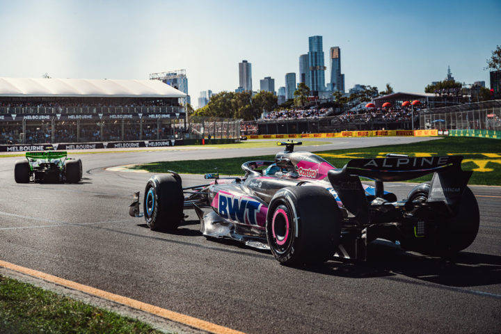 哈斯车队翻盘索伯车队,拉塞尔扛起全队 哈斯车队翻盘索伯车队,拉塞尔扛起全队