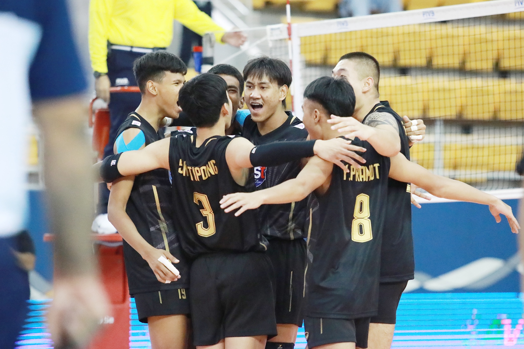 泰国队完胜印尼队，黄鸭组合惊艳四座