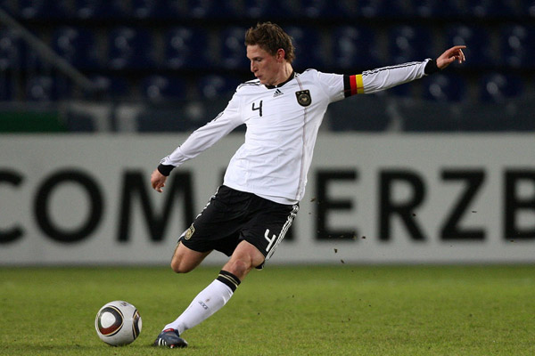 葡萄牙队横扫德国队，梁靖崑点燃赛场