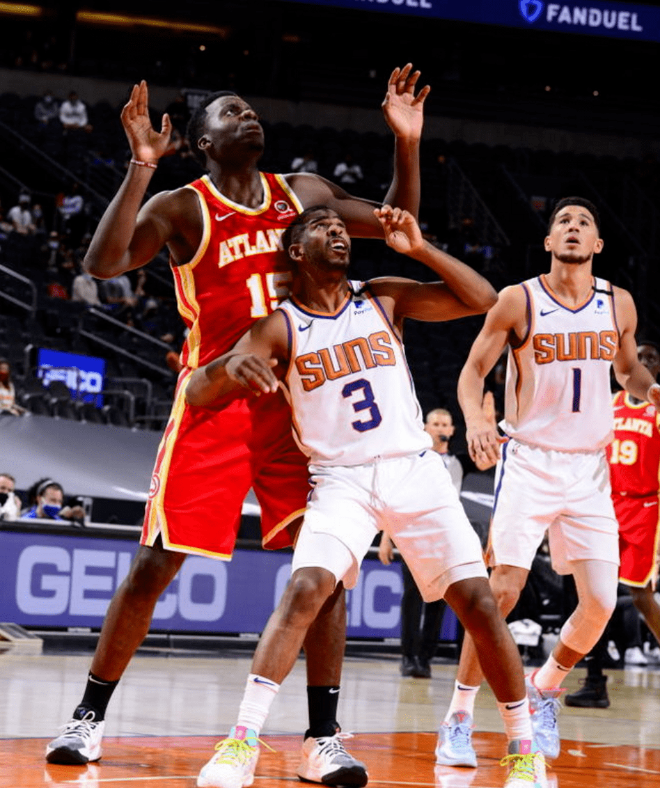 篮网轻取深圳队，保罗带队取胜