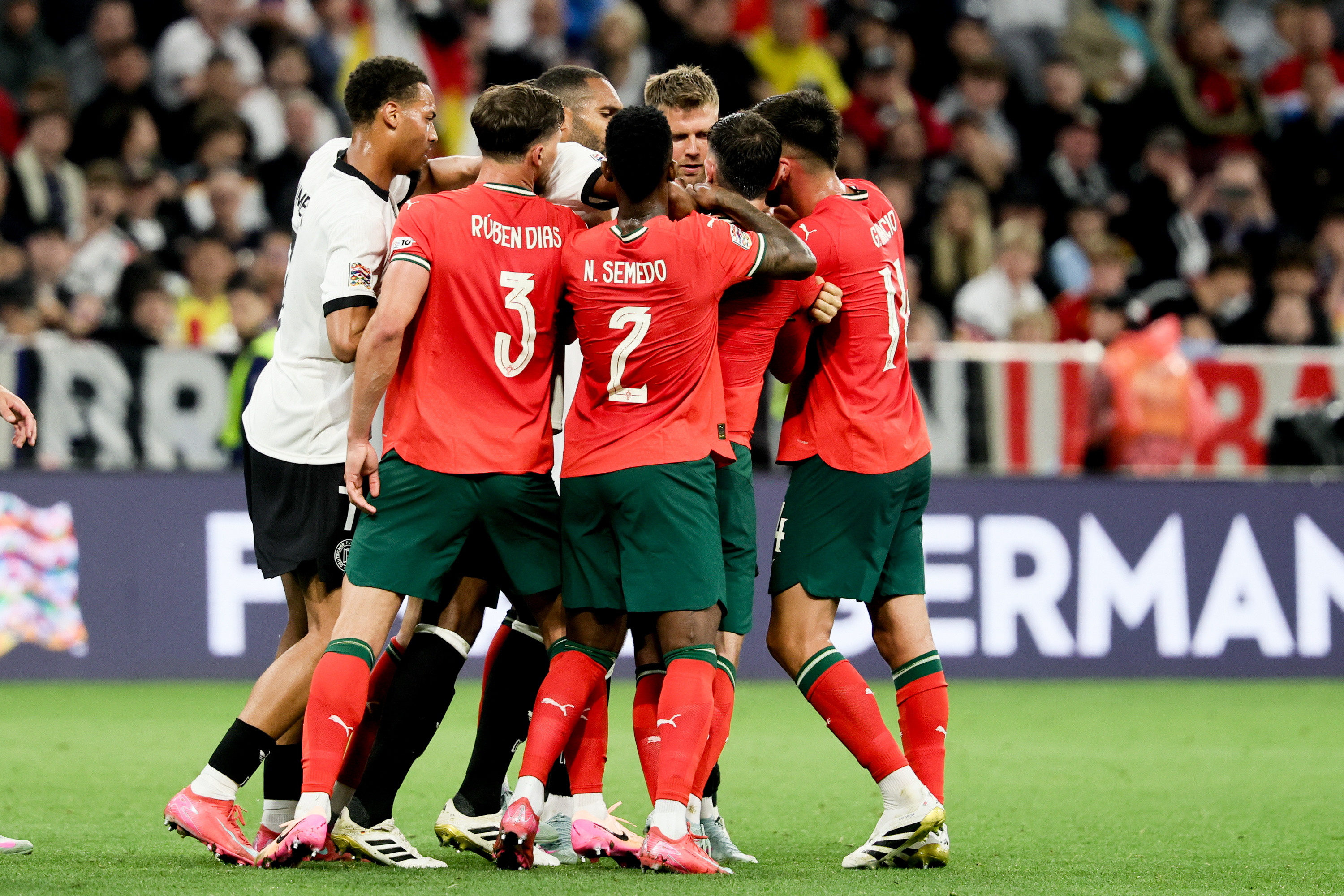 欧洲国家队备战欧锦赛资格赛，备受期待