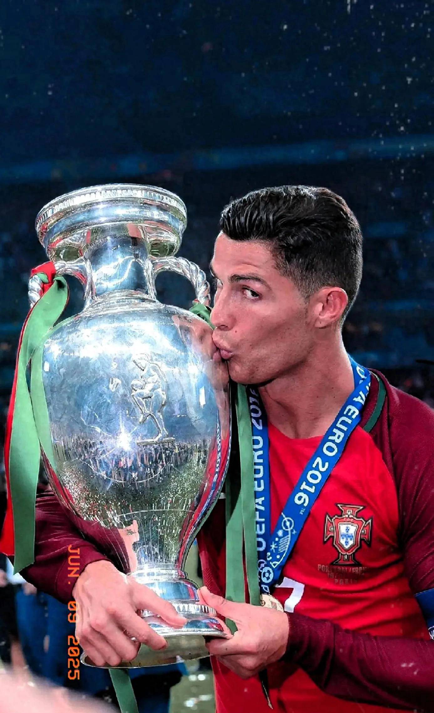 中场球员表现出色，助球队斩获耀眼胜利