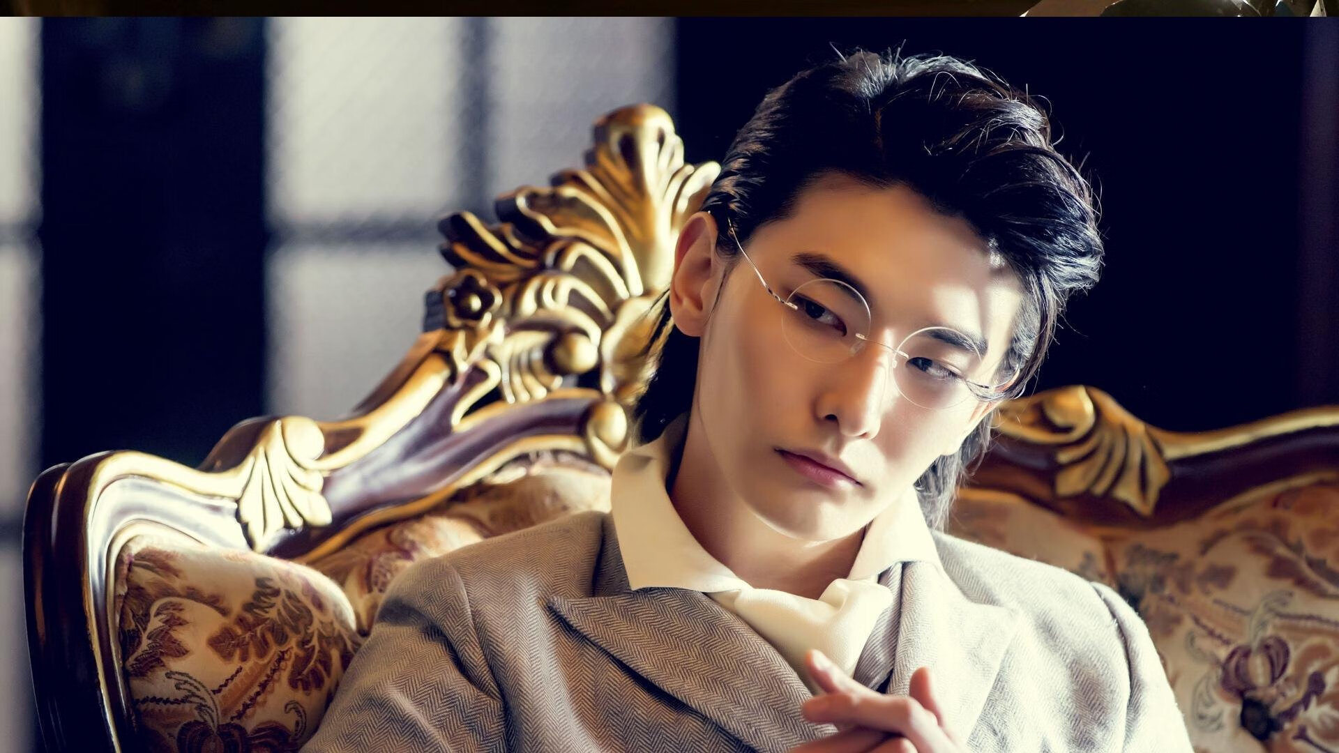 双雄噬斗力竭时，暗影已越终点线—维斯塔潘率红牛静默猎杀夺魁