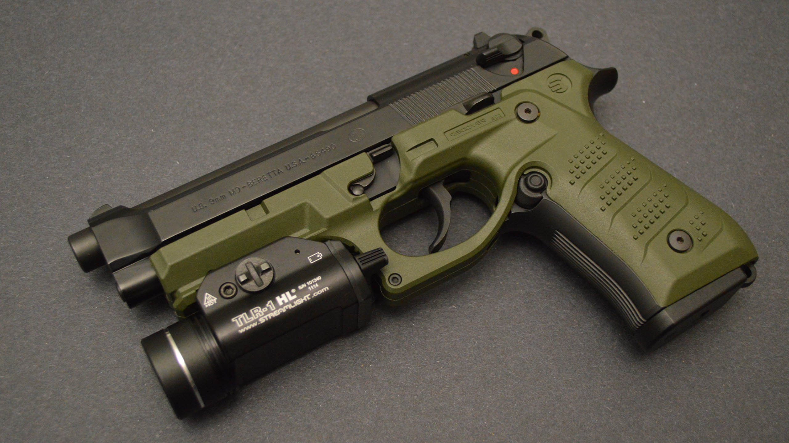 当红球星与雄狮之魂，一场虚拟对决中的永恒启示