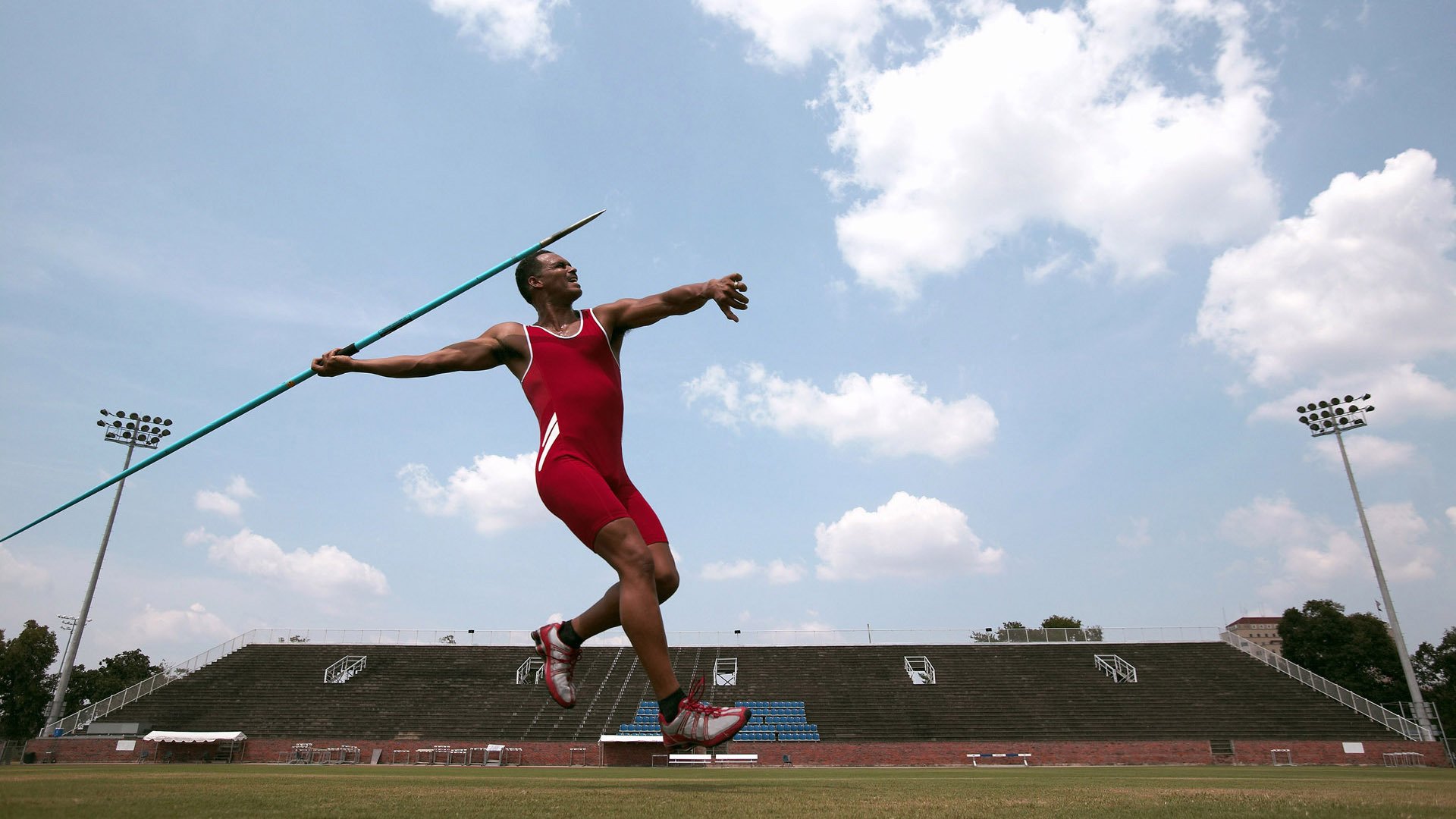 英雄时刻与铁血加时，恩佐扼杀悬念，牙买加鏖战擒下巴拉圭