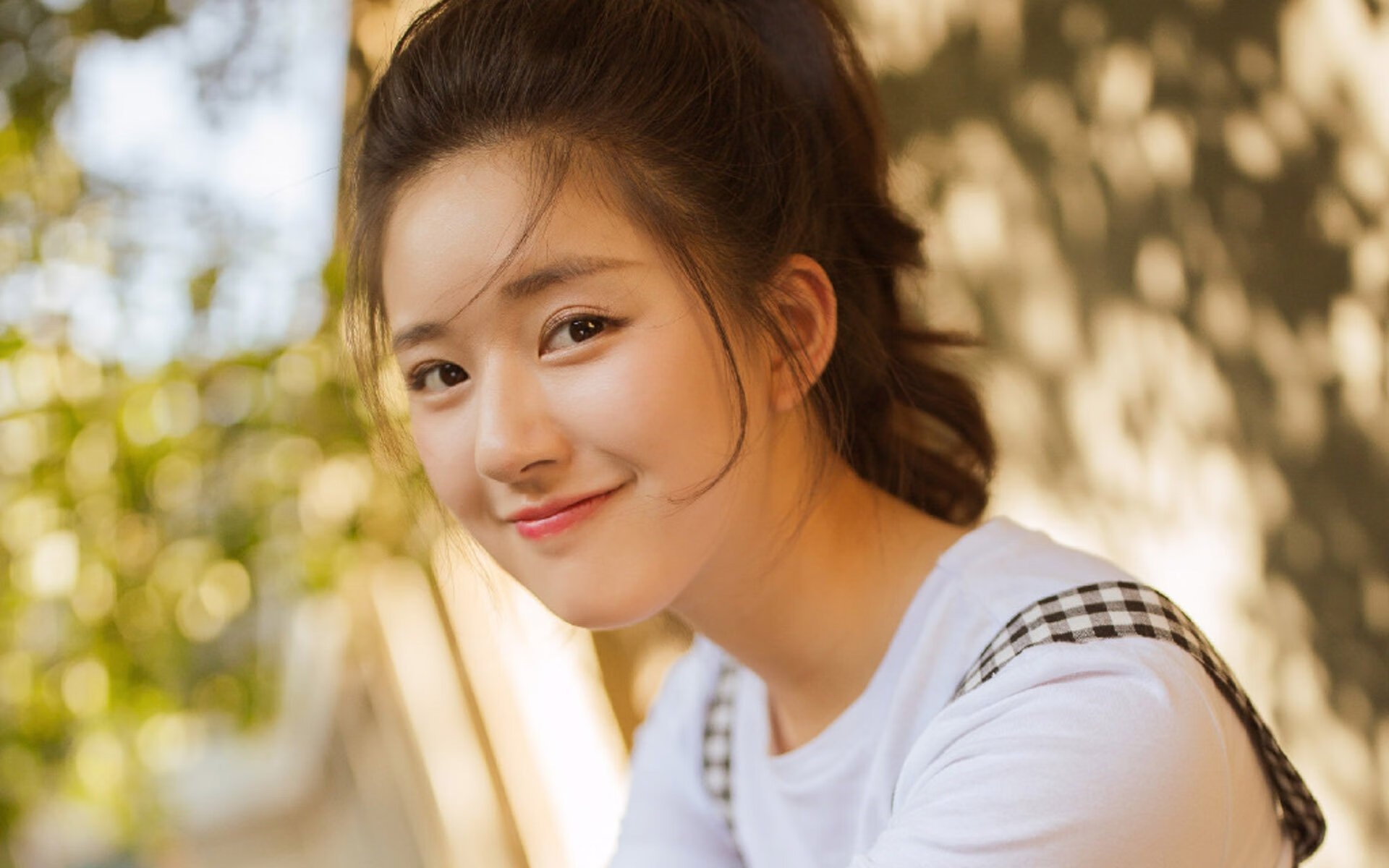 非典型对决,世界排名暗战下的几内亚风暴与多特蒙德困局